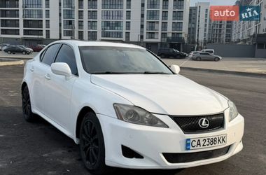 Lexus IS 2005