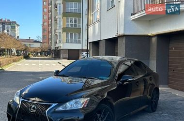 Lexus IS  2012