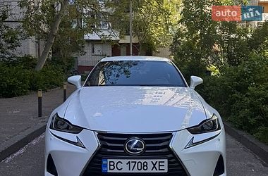 Lexus IS  2014