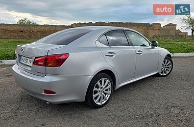Lexus IS 2005