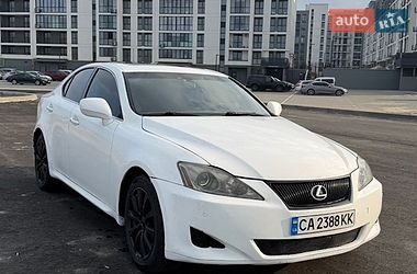 Lexus IS  2005