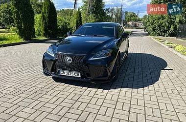 Lexus IS  2010