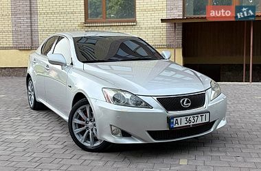 Lexus IS  2005