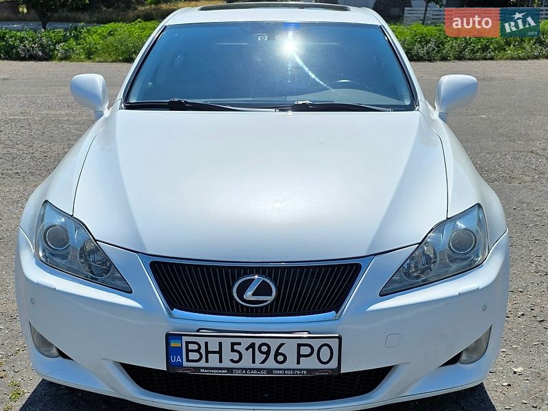 Lexus IS 2008