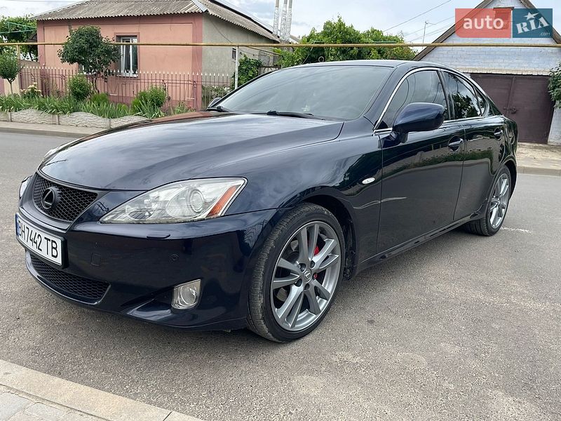Lexus IS 2006