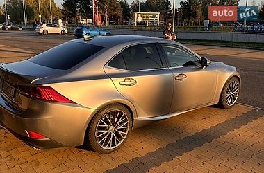 Седан Lexus IS 2017 в Измаиле