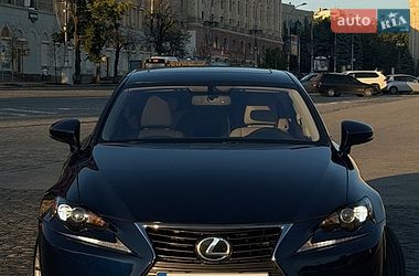 Lexus IS  2014