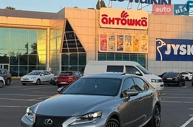 Lexus IS 2015