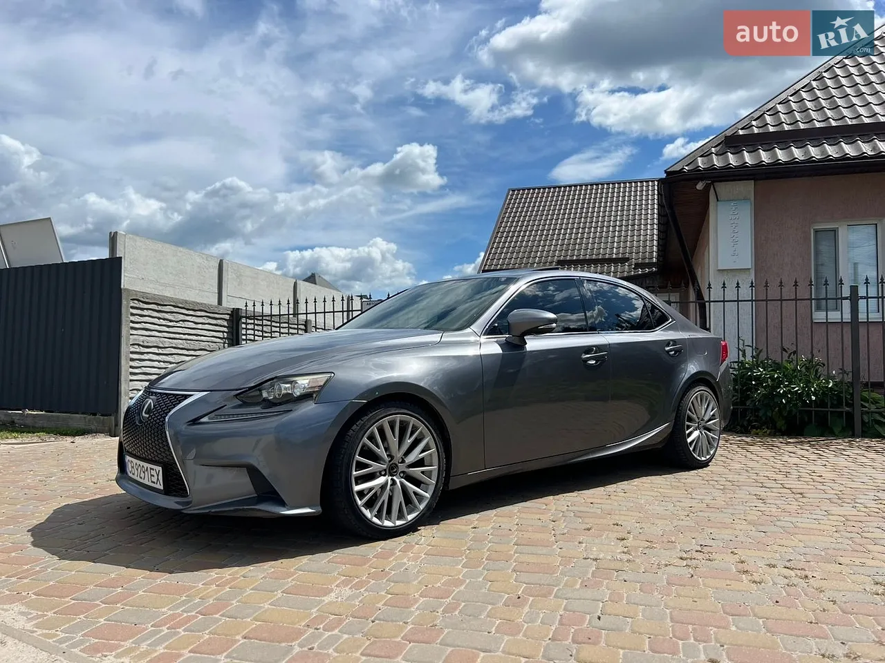 2013 Lexus IS - мініатюра 4