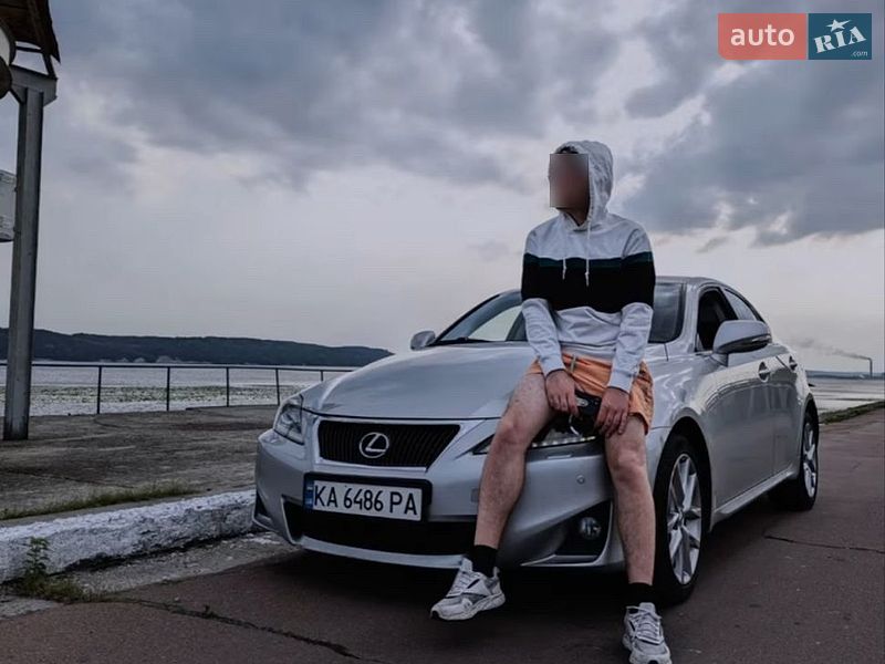 Седан Lexus IS 2011 в Києві