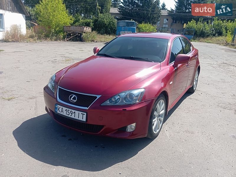 Седан Lexus IS 2006 в Бобровиці