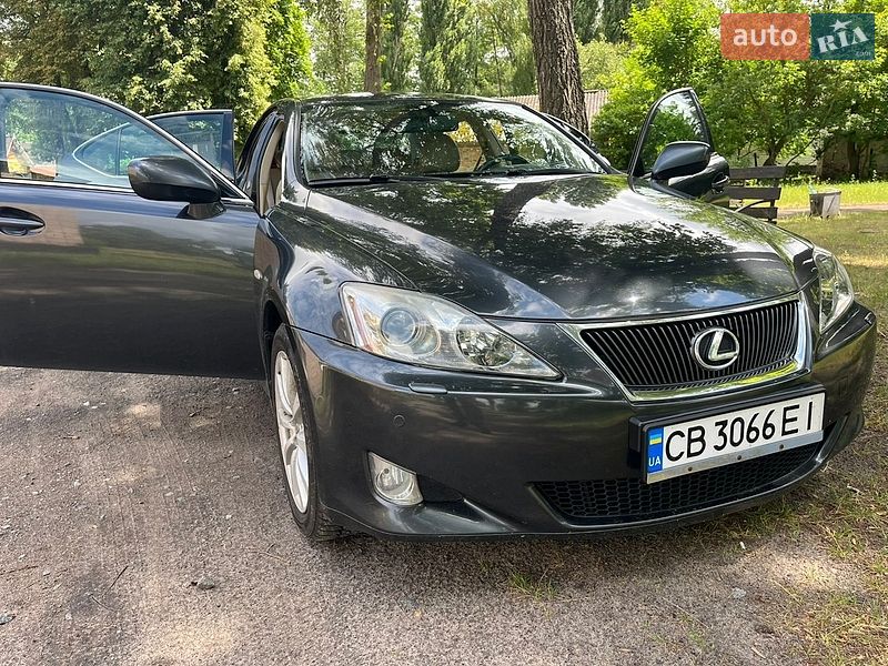 Lexus IS 2006