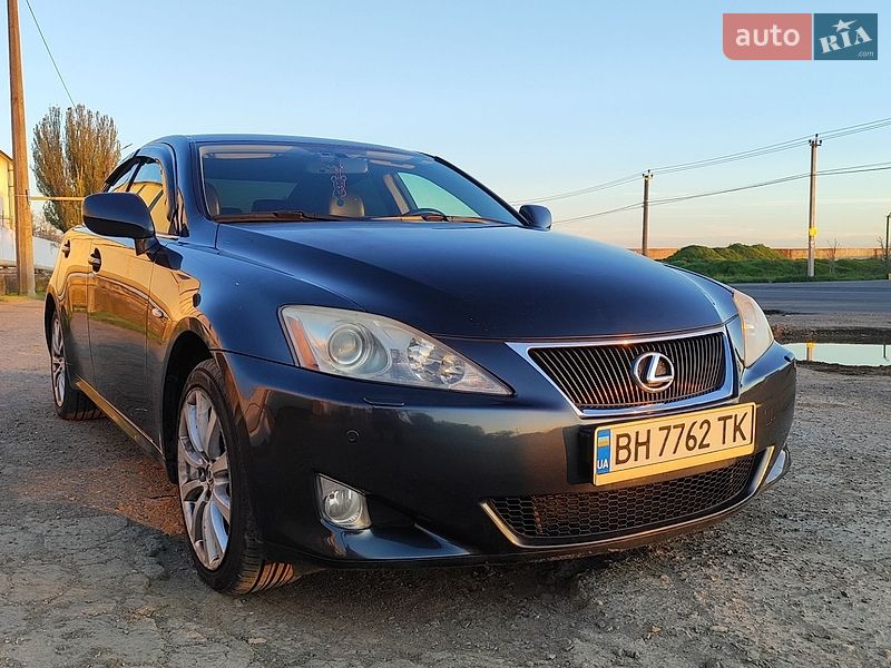 Lexus IS 2008