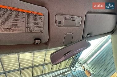 Седан Lexus IS 2000 в Миргороде