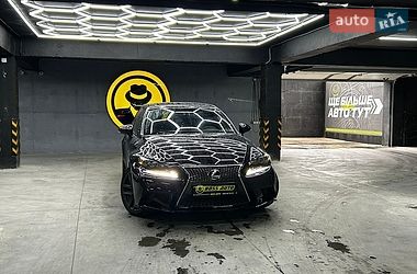 Lexus IS  2014