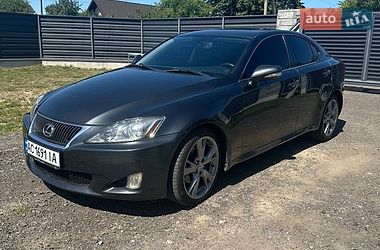 Lexus IS  2010
