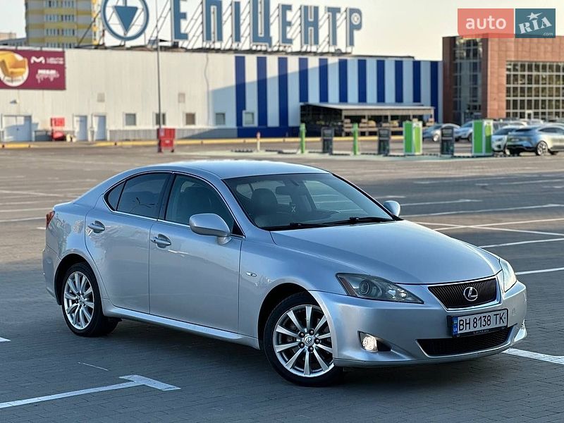 Седан Lexus IS 2005 в Одесі