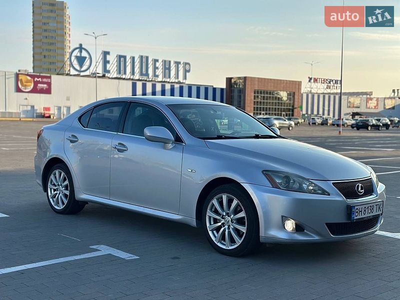 Седан Lexus IS 2005 в Одесі
