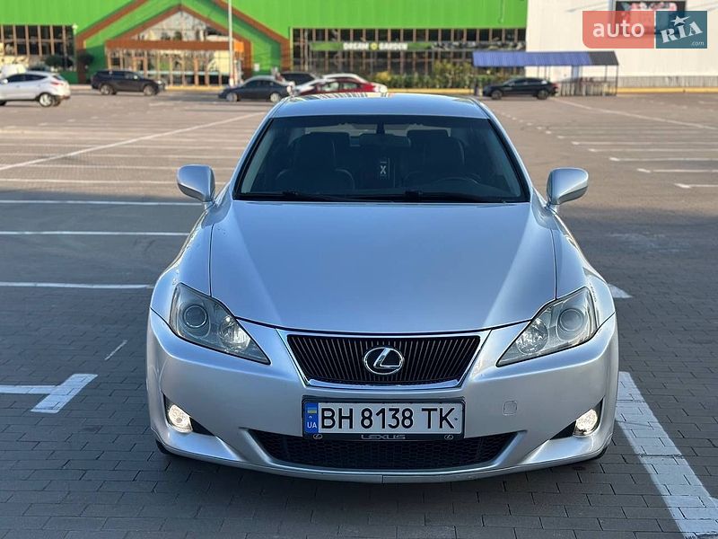 Седан Lexus IS 2005 в Одесі