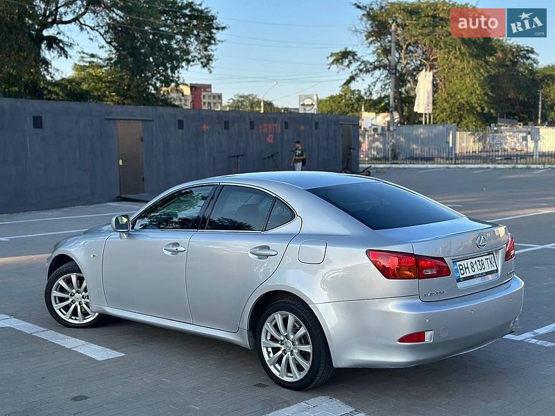 Седан Lexus IS 2005 в Одесі