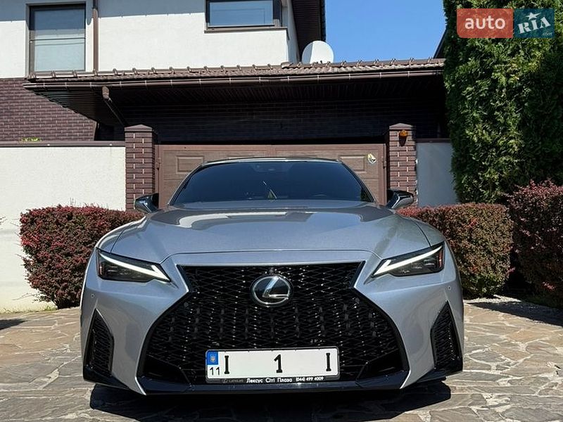 Седан Lexus IS 2023 в Києві Седан Lexus IS 2023 в Києві