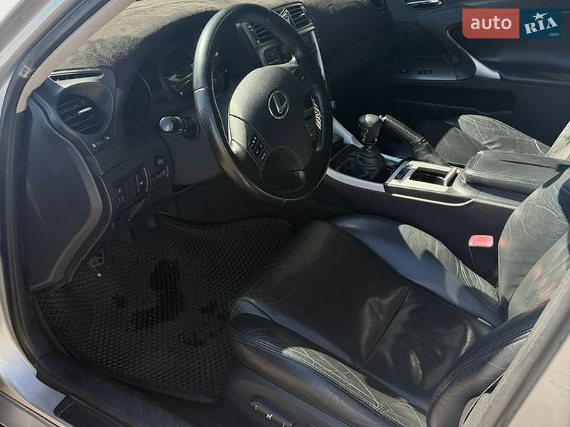 Седан Lexus IS 2006 в Броварах фото 14 Седан Lexus IS 2006 в Броварах