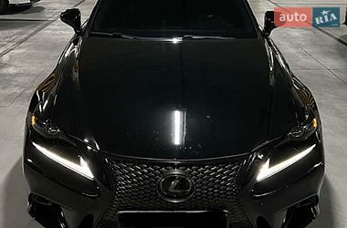 Lexus IS  2015