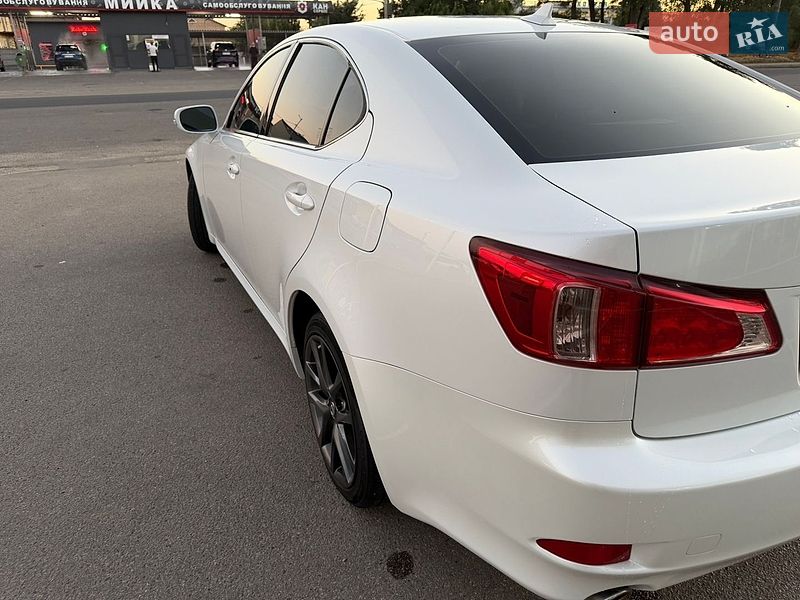 Седан Lexus IS 2012 в Белой Церкви