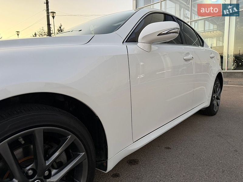 Седан Lexus IS 2012 в Белой Церкви