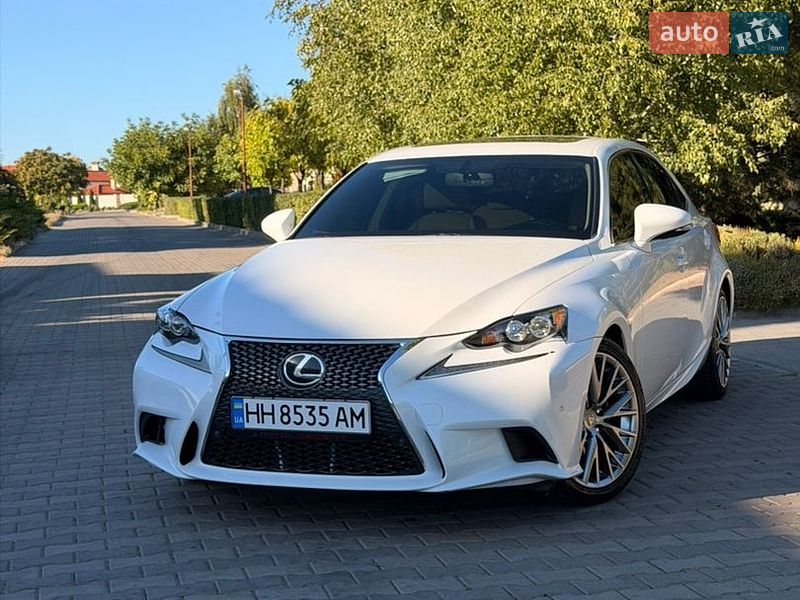 Седан Lexus IS 2015 в Одесі