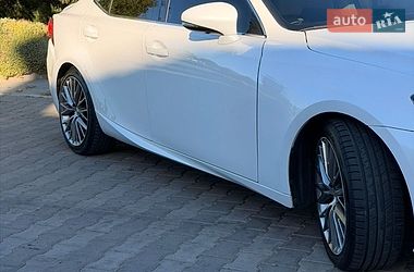 Седан Lexus IS 2015 в Одесі