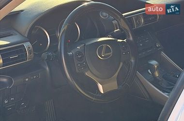 Седан Lexus IS 2015 в Одесі