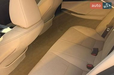 Седан Lexus IS 2015 в Одесі