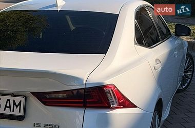 Седан Lexus IS 2015 в Одесі
