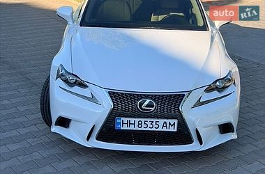 Седан Lexus IS 2015 в Одесі