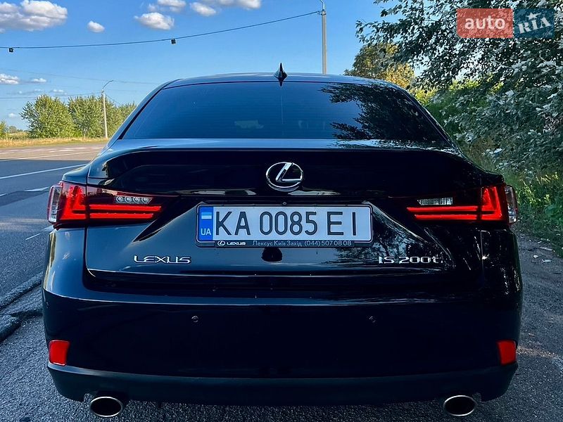 Седан Lexus IS 2016 в Киеве фото 15 Седан Lexus IS 2016 в Киеве