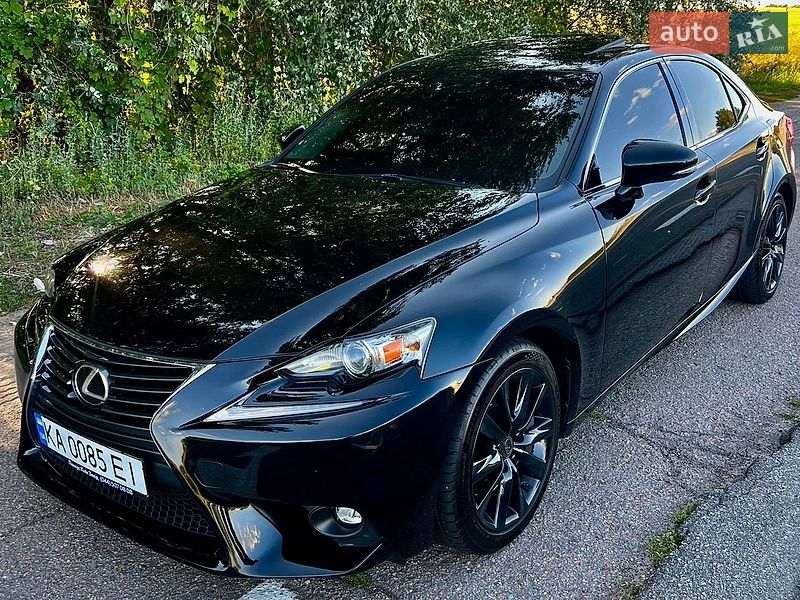 Седан Lexus IS 2016 в Киеве фото 6 Седан Lexus IS 2016 в Киеве