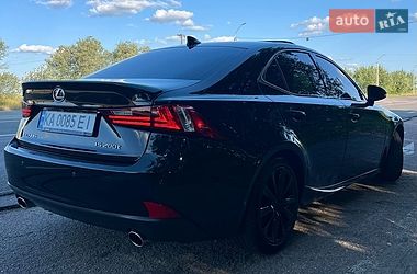 Седан Lexus IS 2016 в Киеве фото 19 Седан Lexus IS 2016 в Киеве