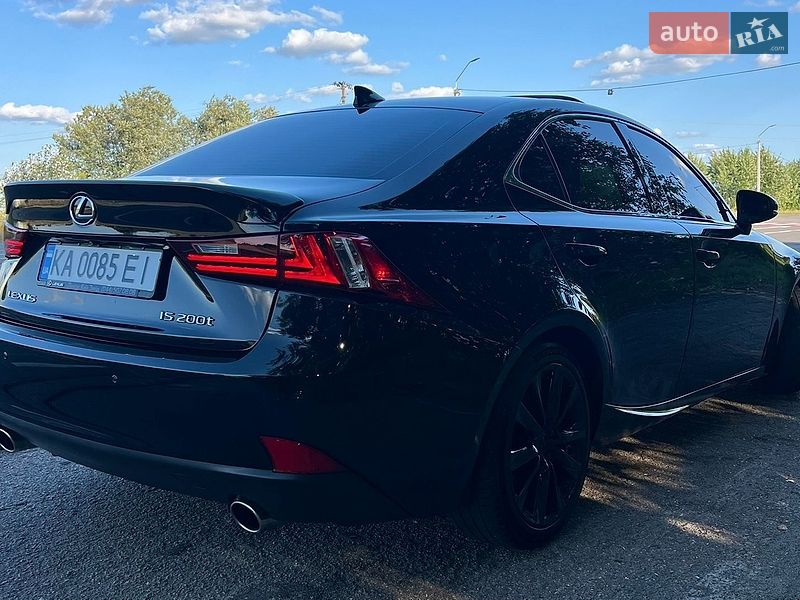 Седан Lexus IS 2016 в Киеве фото 19 Седан Lexus IS 2016 в Киеве