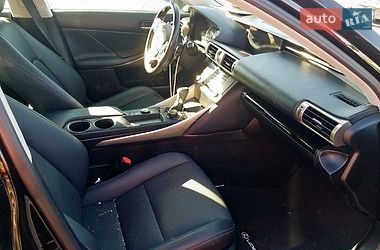 Седан Lexus IS 2016 в Киеве фото 36 Седан Lexus IS 2016 в Киеве