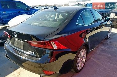 Седан Lexus IS 2016 в Киеве фото 37 Седан Lexus IS 2016 в Киеве
