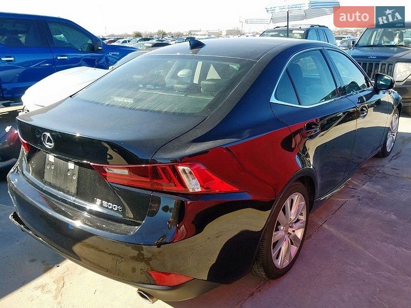 Седан Lexus IS 2016 в Киеве фото 37 Седан Lexus IS 2016 в Киеве