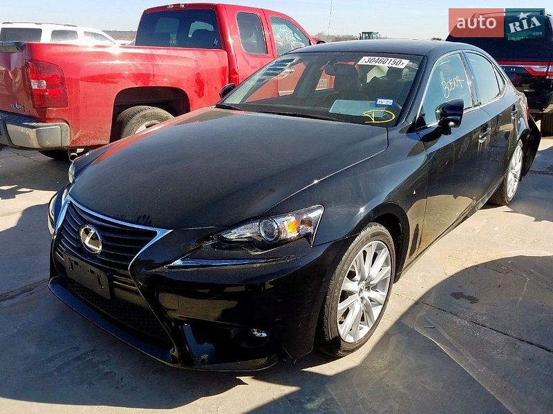 Седан Lexus IS 2016 в Киеве фото 35 Седан Lexus IS 2016 в Киеве