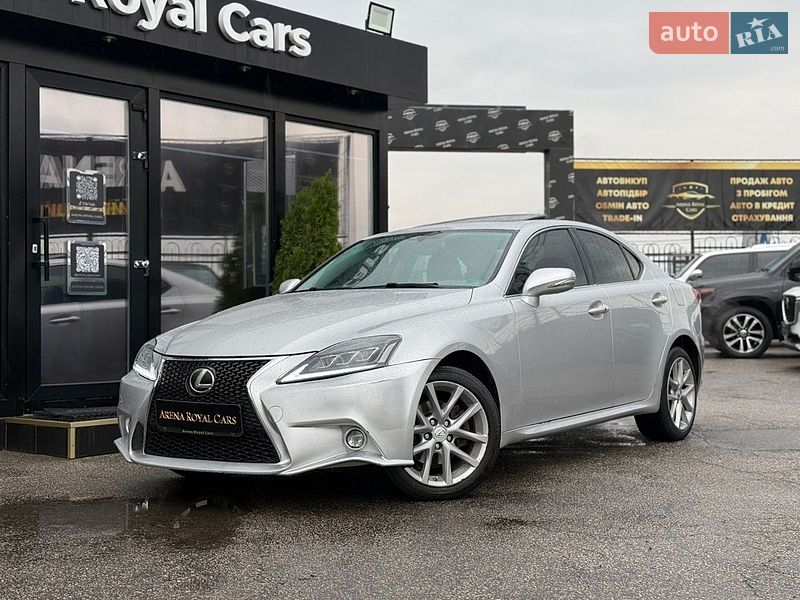 Lexus IS 2010