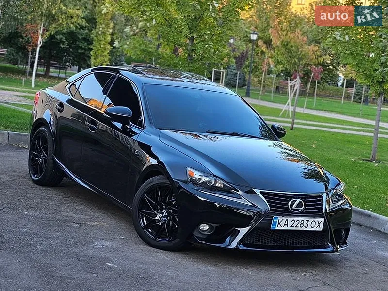 Lexus IS 2014