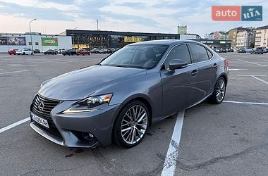 Lexus IS 2014