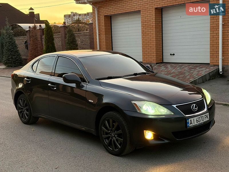Седан Lexus IS 2006 в Чернігові