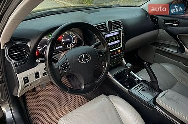 Седан Lexus IS 2006 в Чернігові