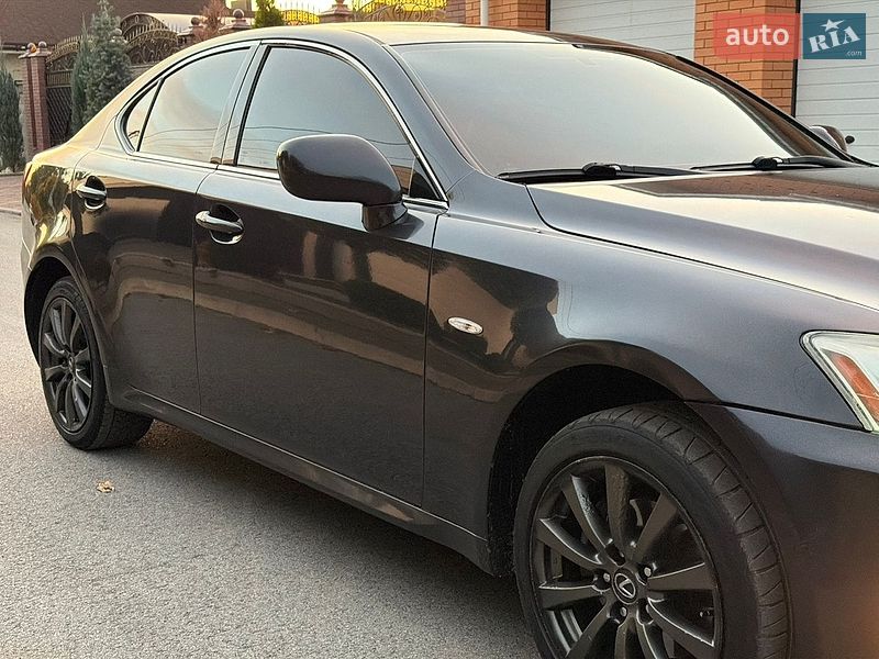 Седан Lexus IS 2006 в Чернігові