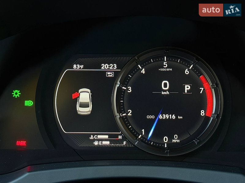 Седан Lexus IS 2023 в Сваляве